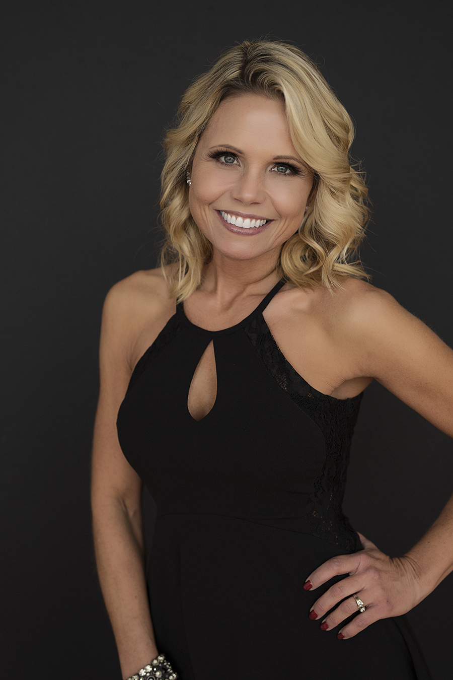 head shot of Christy Smith